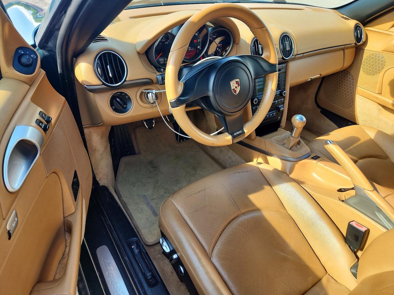 2011 Porsche Boxster Зеленый vin: WP0CA2A80BS710601