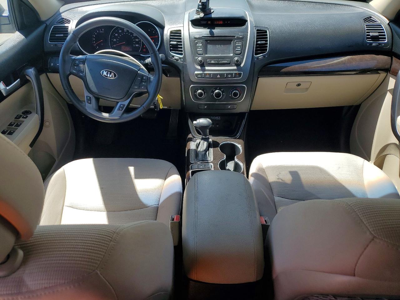 2015 Kia Sorento Lx Белый vin: 5XYKT4A62FG562186