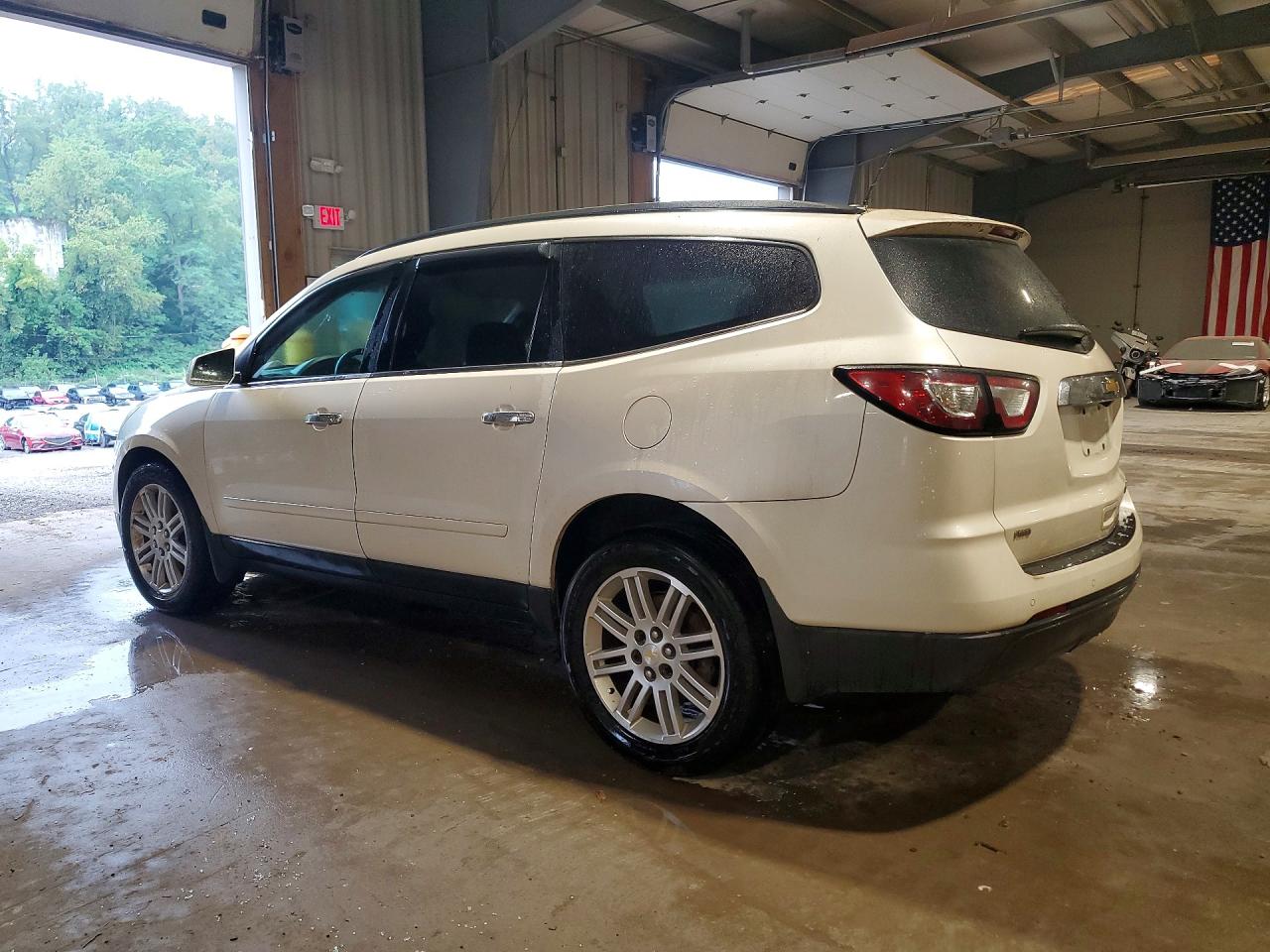 2014 Chevrolet Traverse Lt White vin: 1GNKVGKDXEJ337819