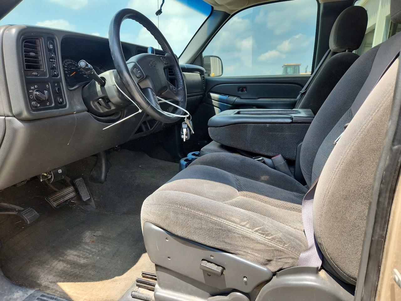 2005 Chevrolet Silverado K1500 Tan vin: 1GCEK19Z15Z279873