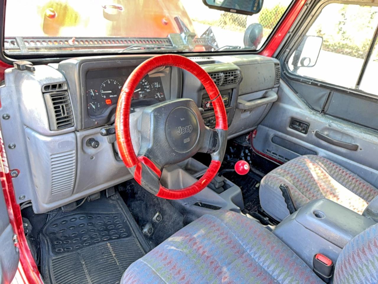 1998 Jeep Wrangler / Tj Sport Красный vin: 1J4FY19S4WP732185