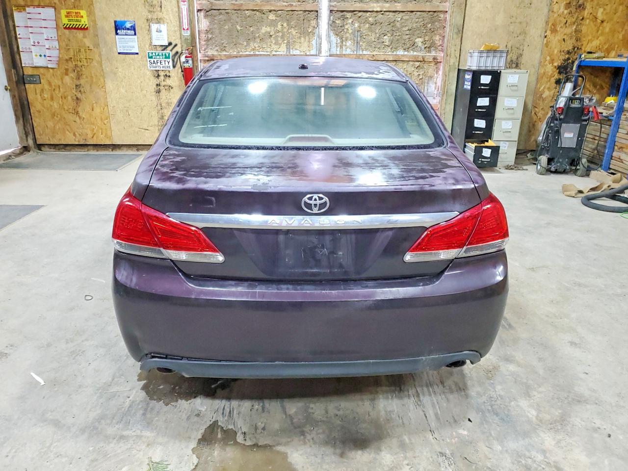 2011 Toyota Avalon Limited Purple vin: 4T1BK3DB2BU436534