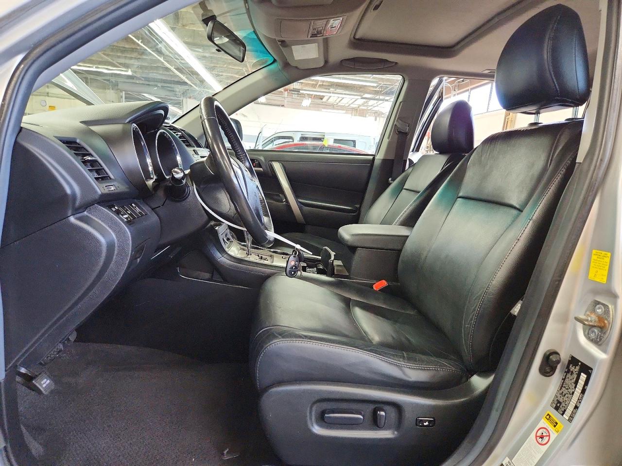2010 Toyota Highlander Se Silver vin: 5TDJK3EH6AS016376