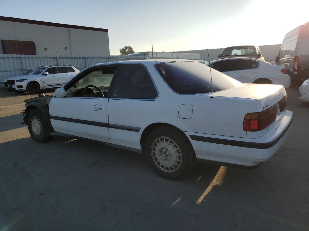 1990 Honda Accord Ex White vin: 1HGCB7266LA031867
