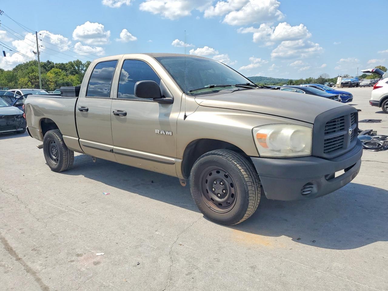 2008 Dodge Ram 1500 St Серый vin: 1D7HA18K48J212228