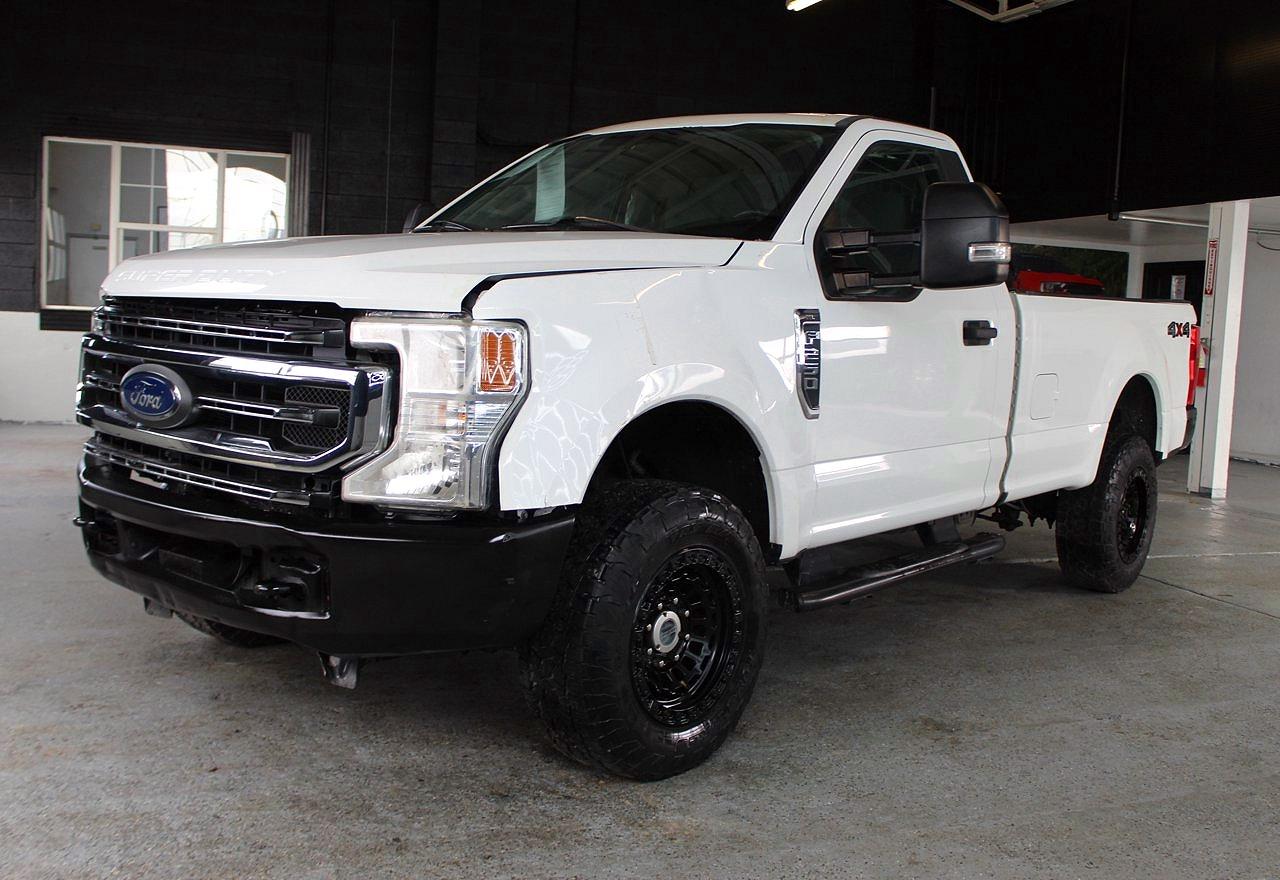 2020 Ford F250 Super Duty White vin: 1FTBF2BN1LEE09496