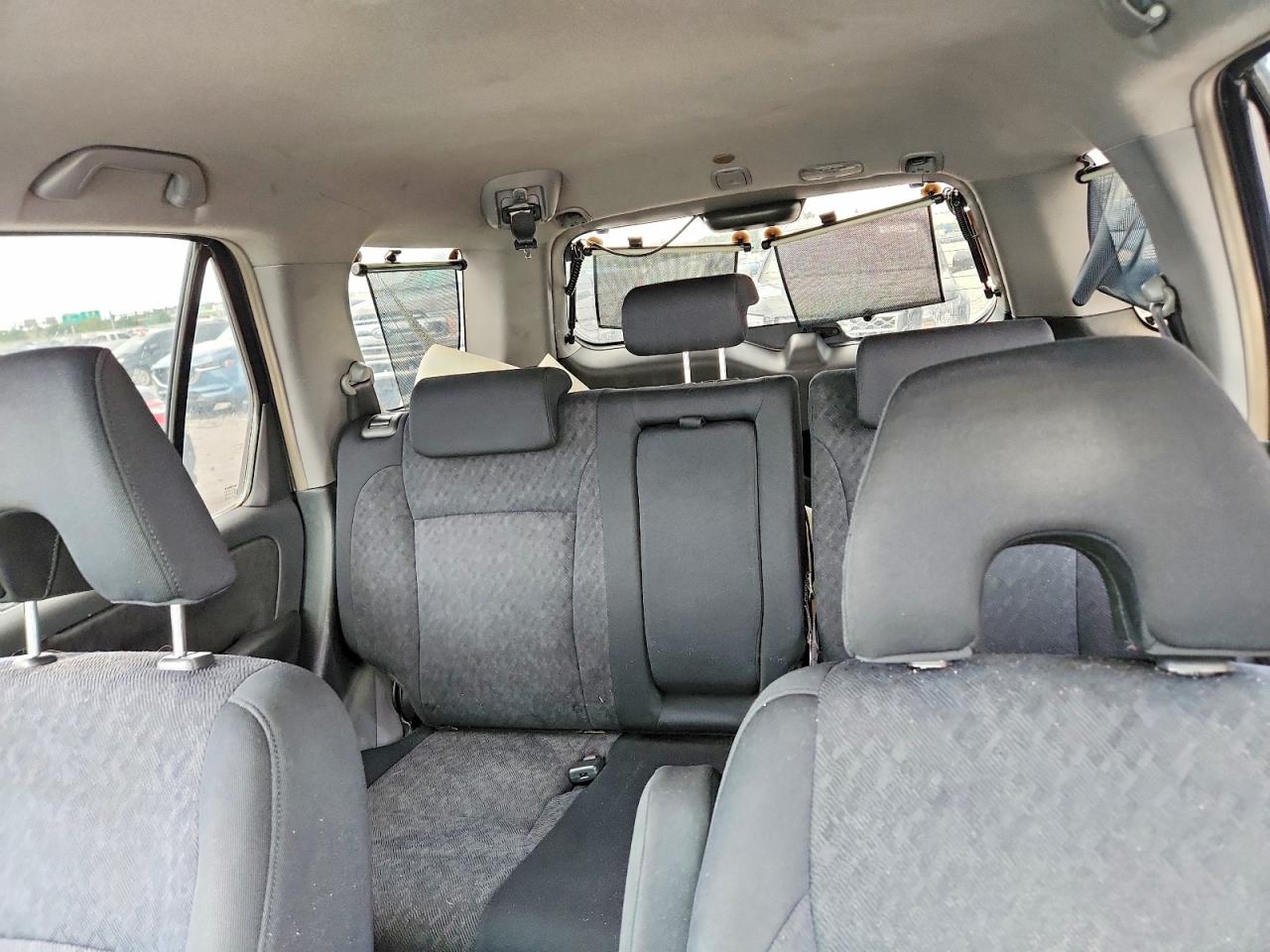 2005 Honda Cr-v Lx Silver vin: SHSRD78585U338137