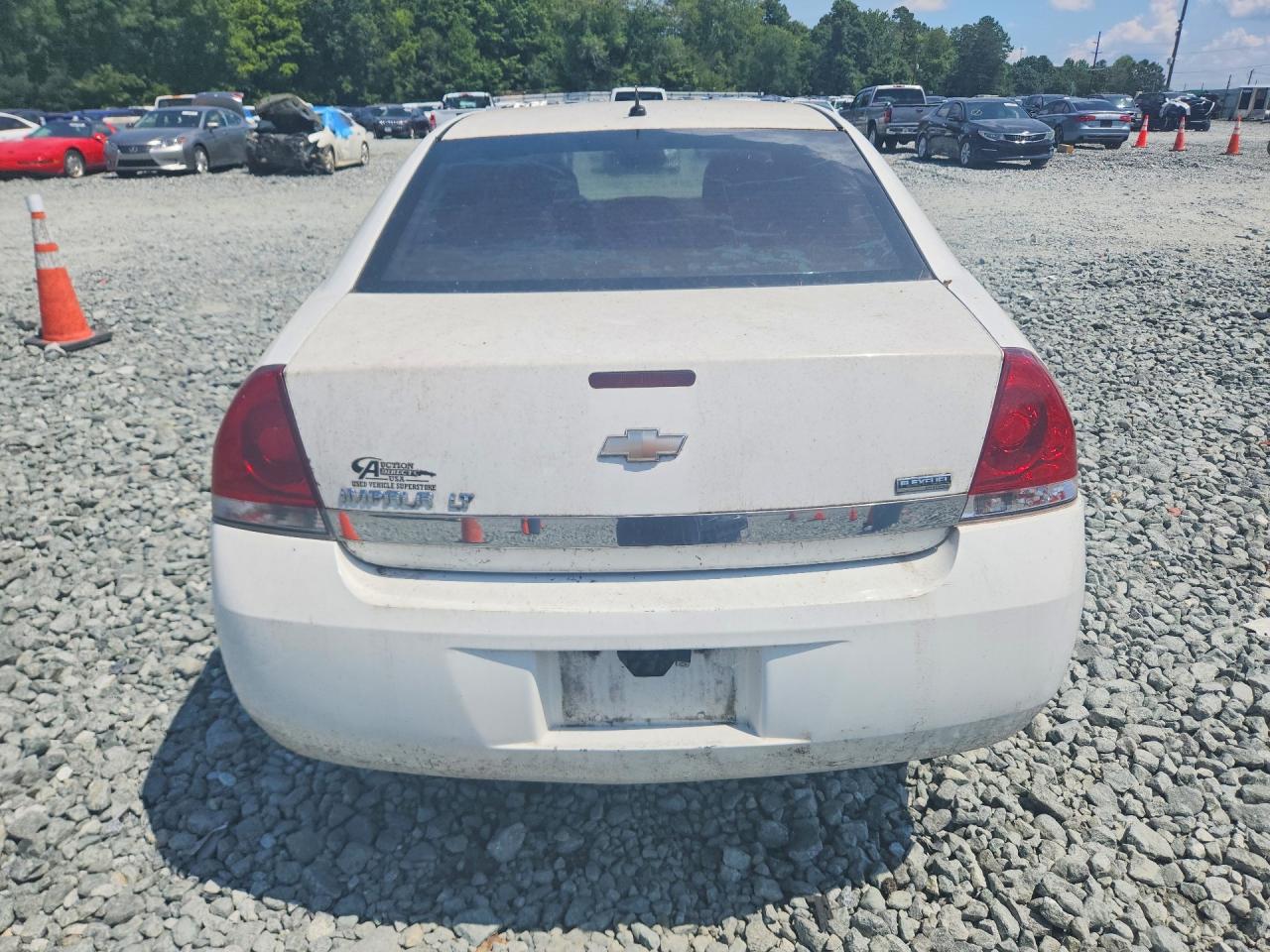 2011 Chevrolet Impala Lt White vin: 2G1WG5EK4B1327868