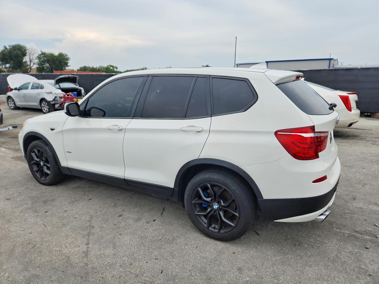 2013 Bmw X3 Xdrive28i White vin: 5UXWX9C50D0D01151