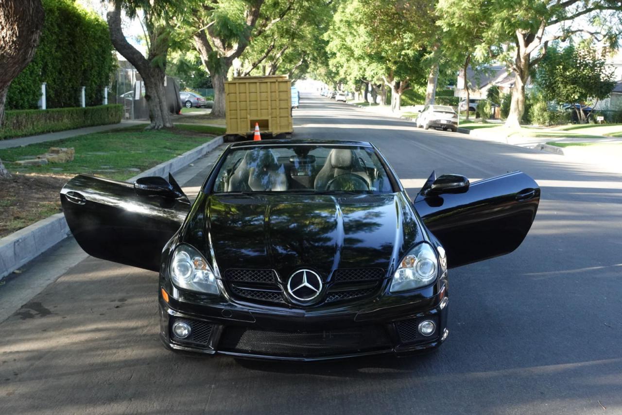 2011 Mercedes-benz Slk 300 Черный vin: WDBWK5EAXBF241260