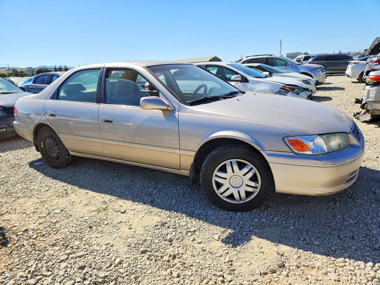 2001 Toyota Camry Le Beige vin: 4T1BG22K81U847384