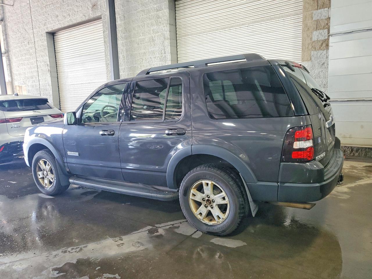 2007 Ford Explorer Xlt Угольный vin: 1FMEU73E87UB28351