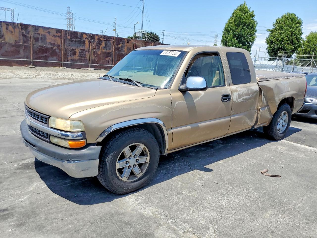 2000 Chevrolet Silverado C1500 Gold vin: 2GCEC19TXY1161584