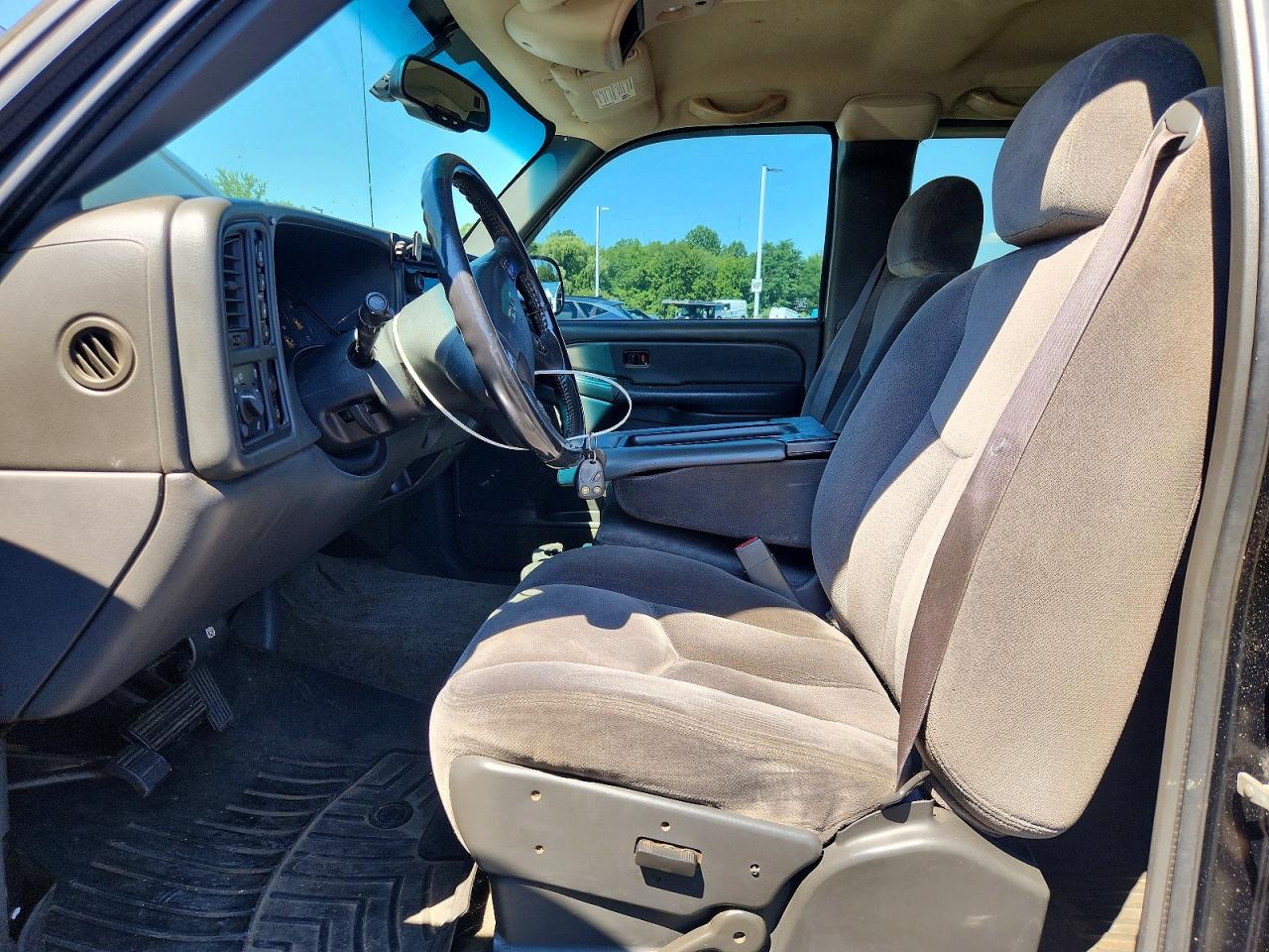 2005 Gmc New Sierra K1500 Black vin: 1GTEK19BX5Z236121