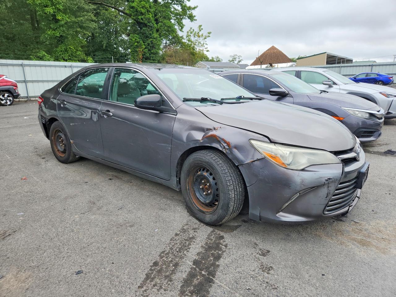 2015 Toyota Camry Le Серый vin: 4T4BF1FK8FR454196