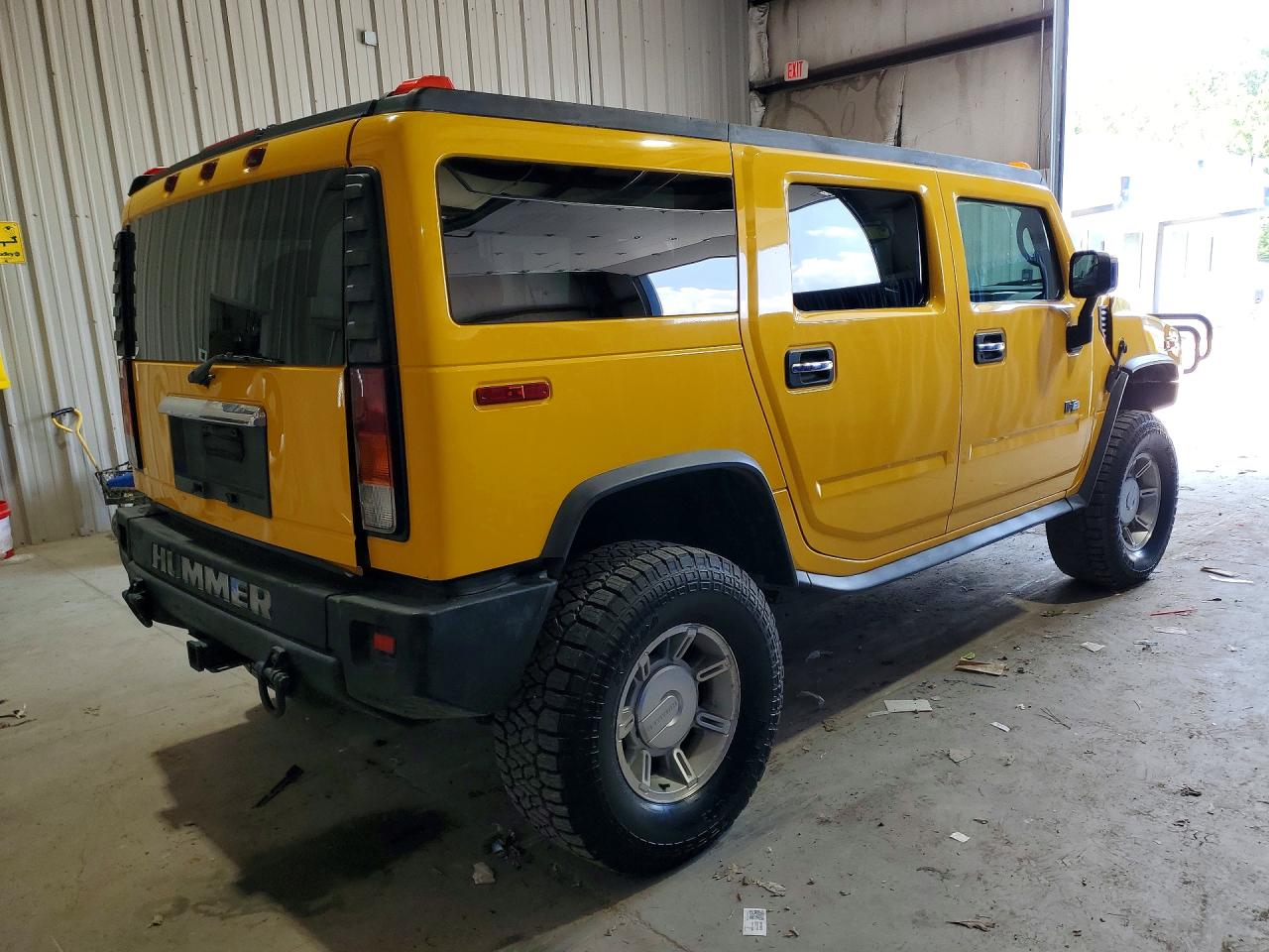 2003 Hummer H2 Yellow vin: 5GRGN23U83H141588