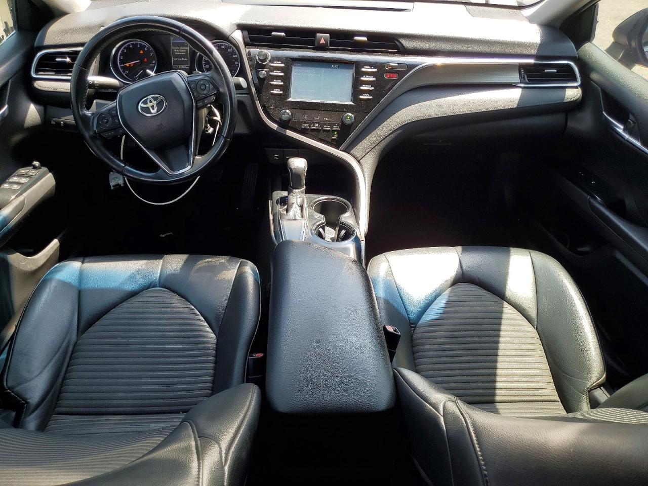 2018 Toyota Camry Se Серый vin: 4T1B11HK8JU114612