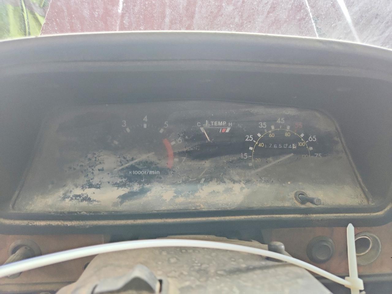 1983 Toyota Pickup Sr5 Red vin: JT4RN44S3D1102131