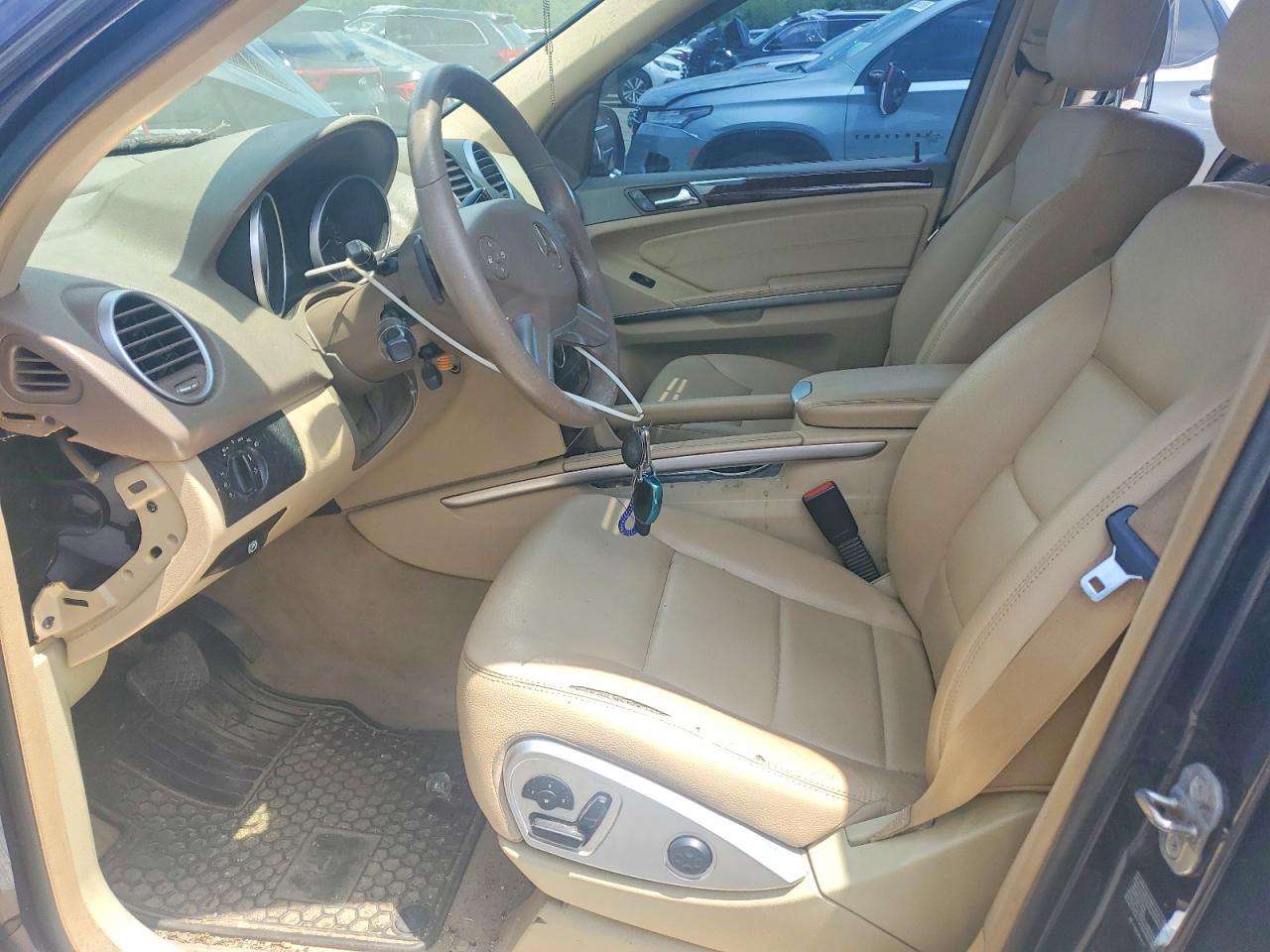 2009 Mercedes-benz Ml 550 Blue vin: 4JGBB72EX9A463979