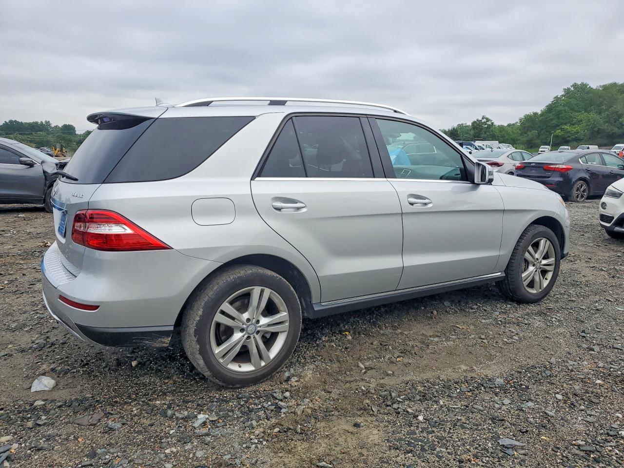 2015 Mercedes-benz Ml 350 4matic Silver vin: 4JGDA5HB1FA471266