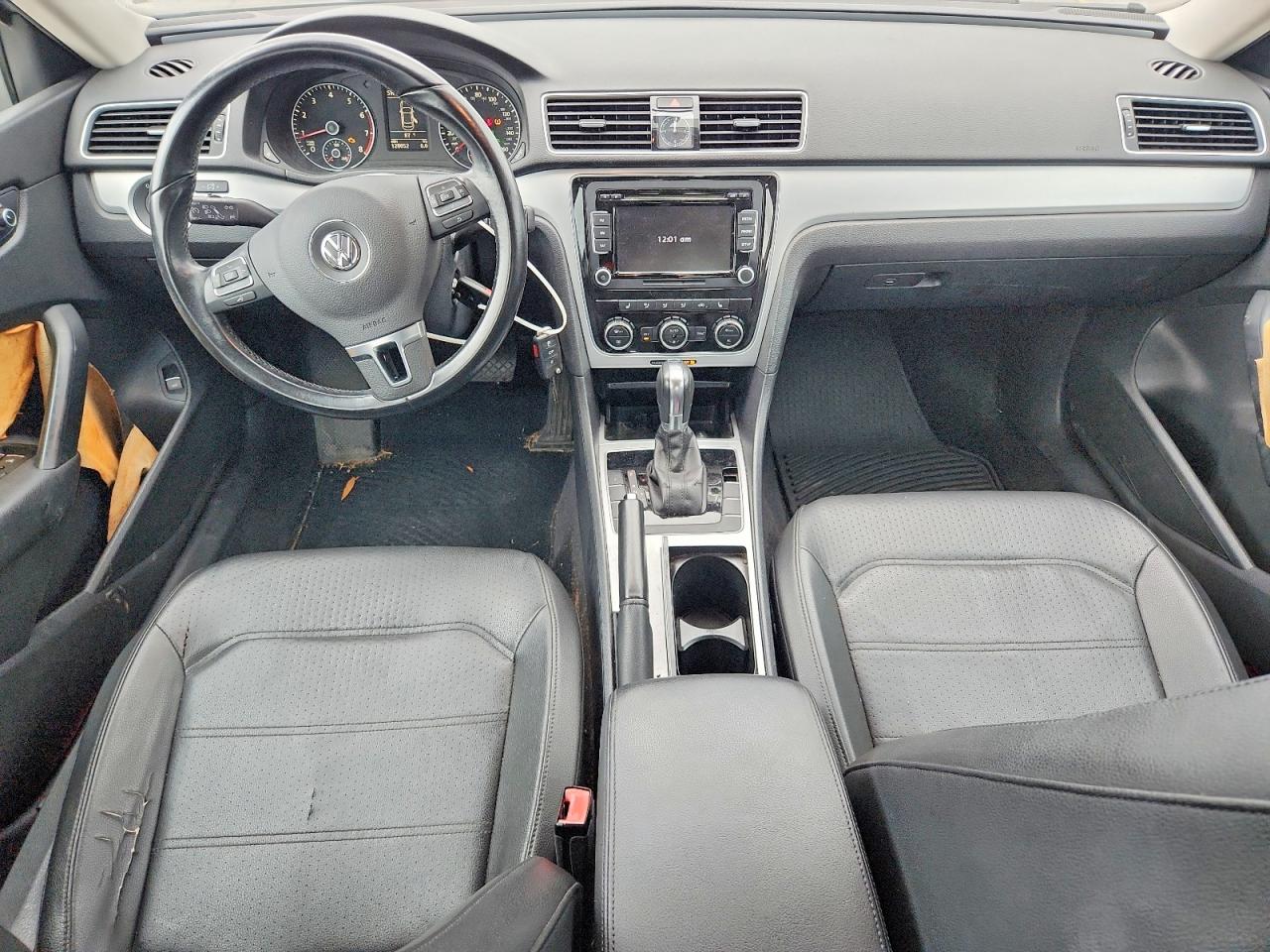 2012 Volkswagen Passat Se Silver vin: 1VWBH7A37CC103497