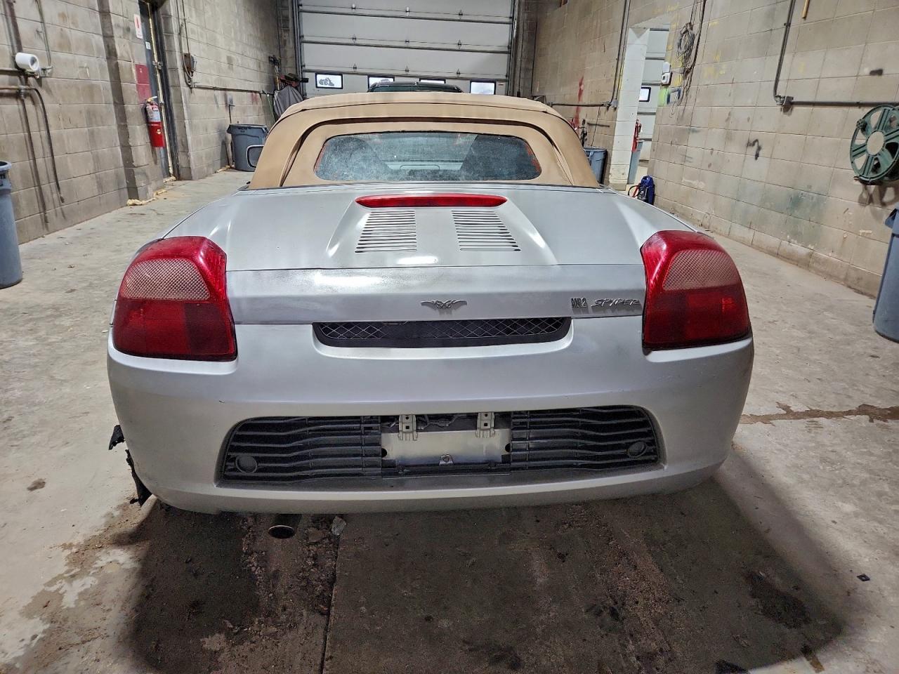 2002 Toyota Mr2 Spyder Silver vin: JTDFR320020048969