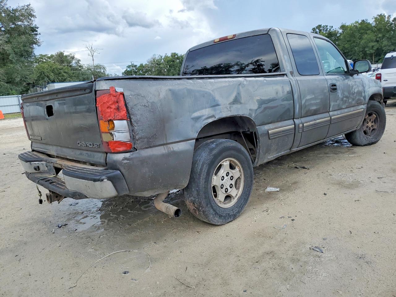 2001 Chevrolet Silverado C1500 Gray vin: 2GCEC19T411244837