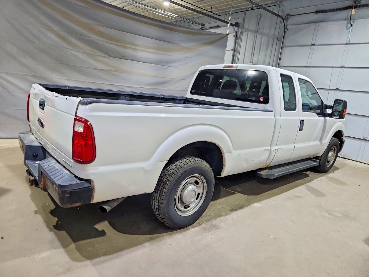 2013 Ford F250 Super Duty White vin: 1FT7X2A61DEB83815