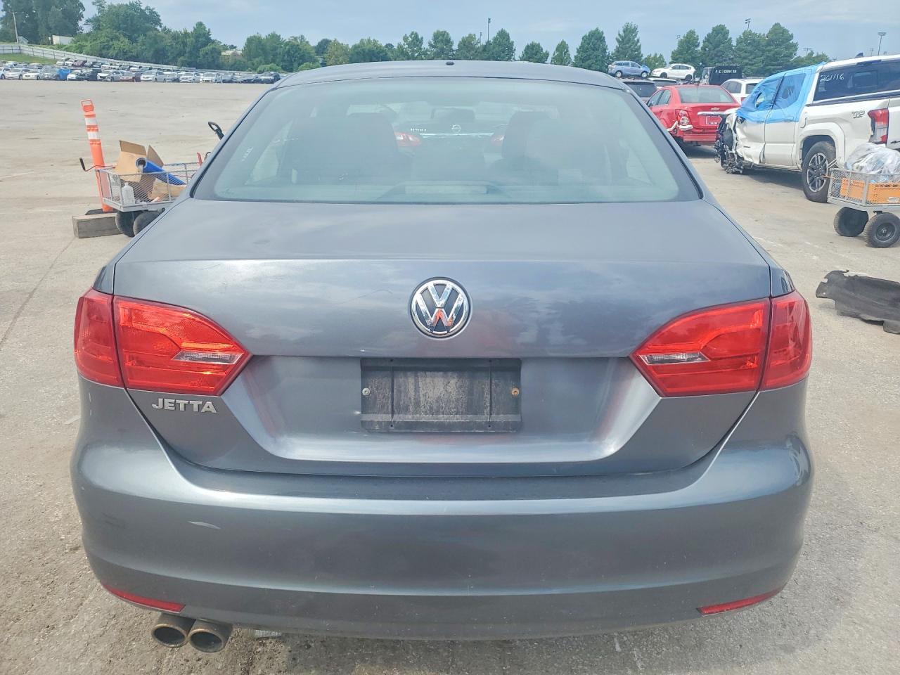 2012 Volkswagen Jetta Base Gray vin: 3VW2K7AJXCM310559