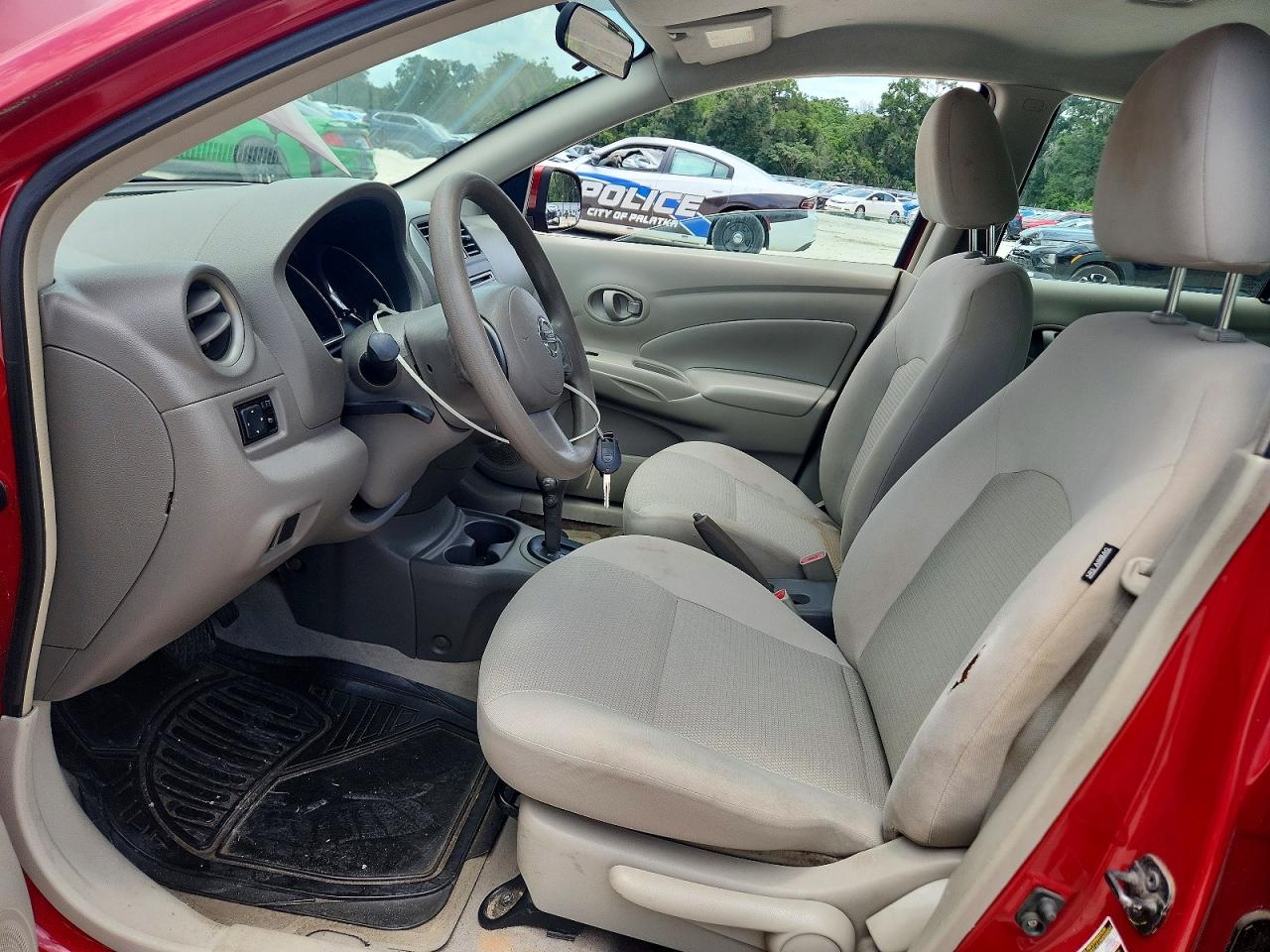 2012 Nissan Versa 1.6 S Red vin: 3N1CN7AP8CL847068