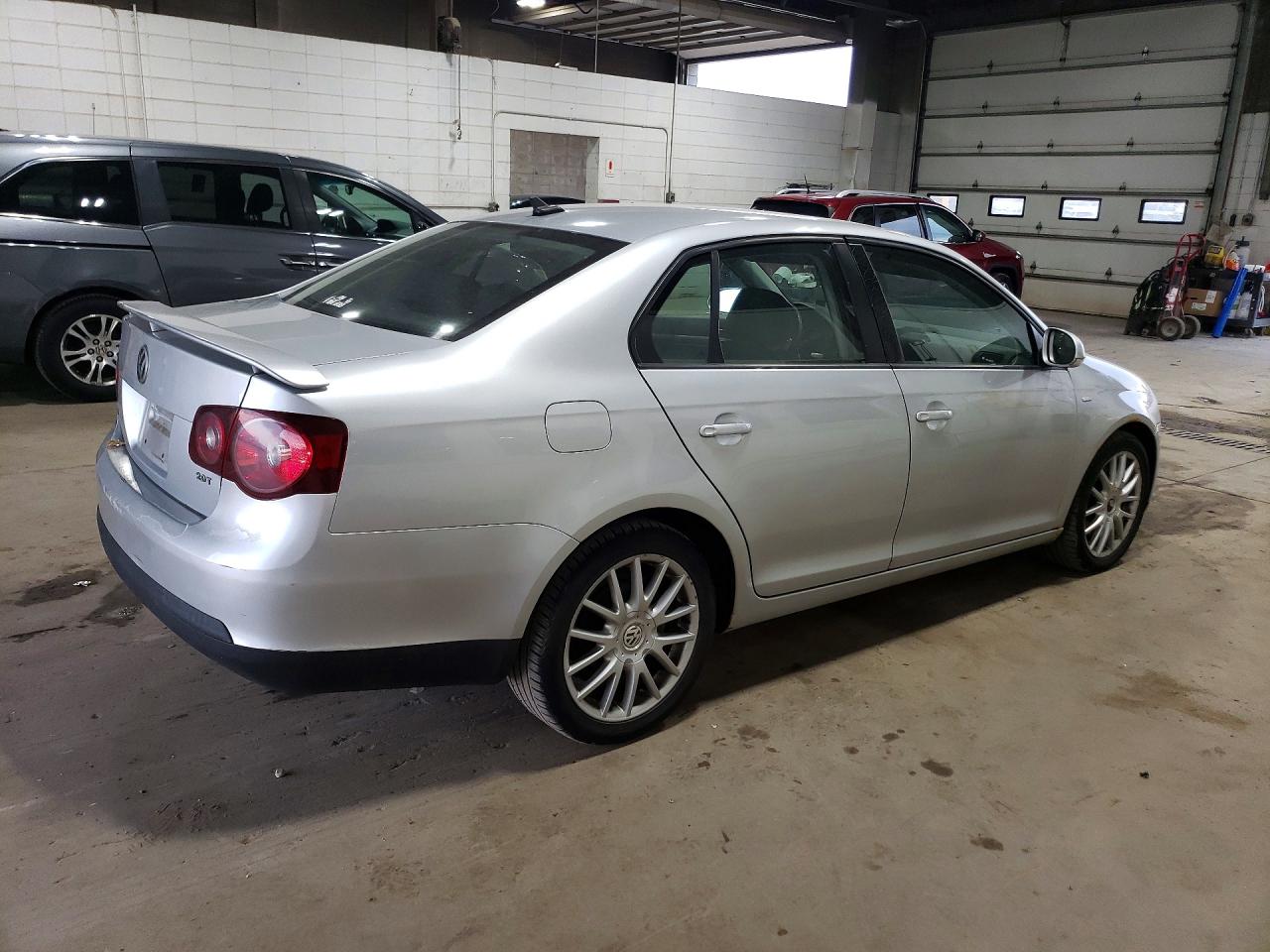 2008 Volkswagen Jetta Wolfsburg Silver vin: 3VWRJ71K68M119836