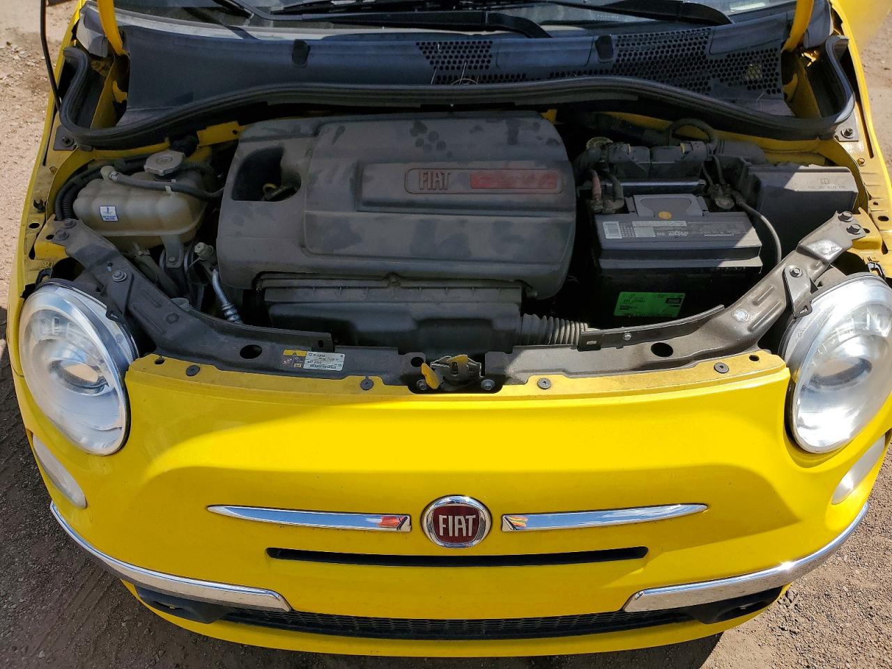 2015 Fiat 500 Lounge Yellow vin: 3C3CFFER1FT741473