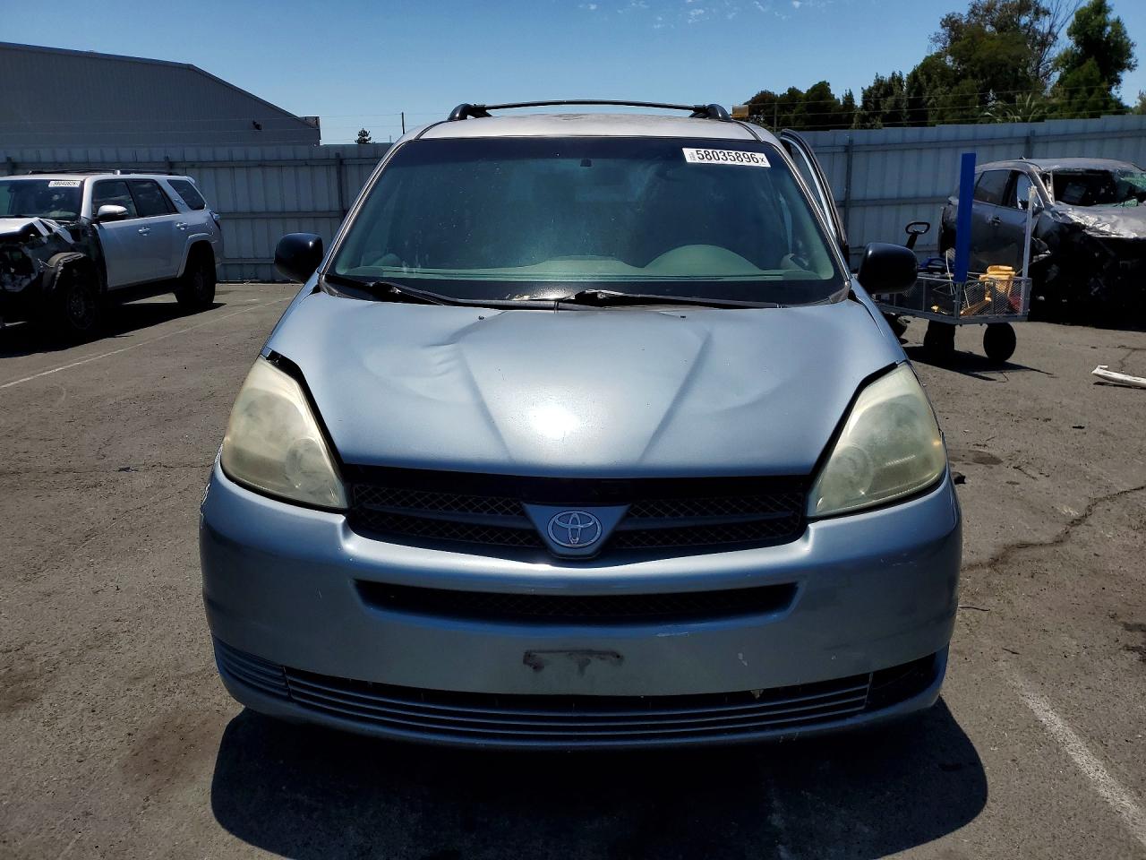 2004 Toyota Sienna Le 7 Passenger Blue vin: 5TDZA23C64S152339