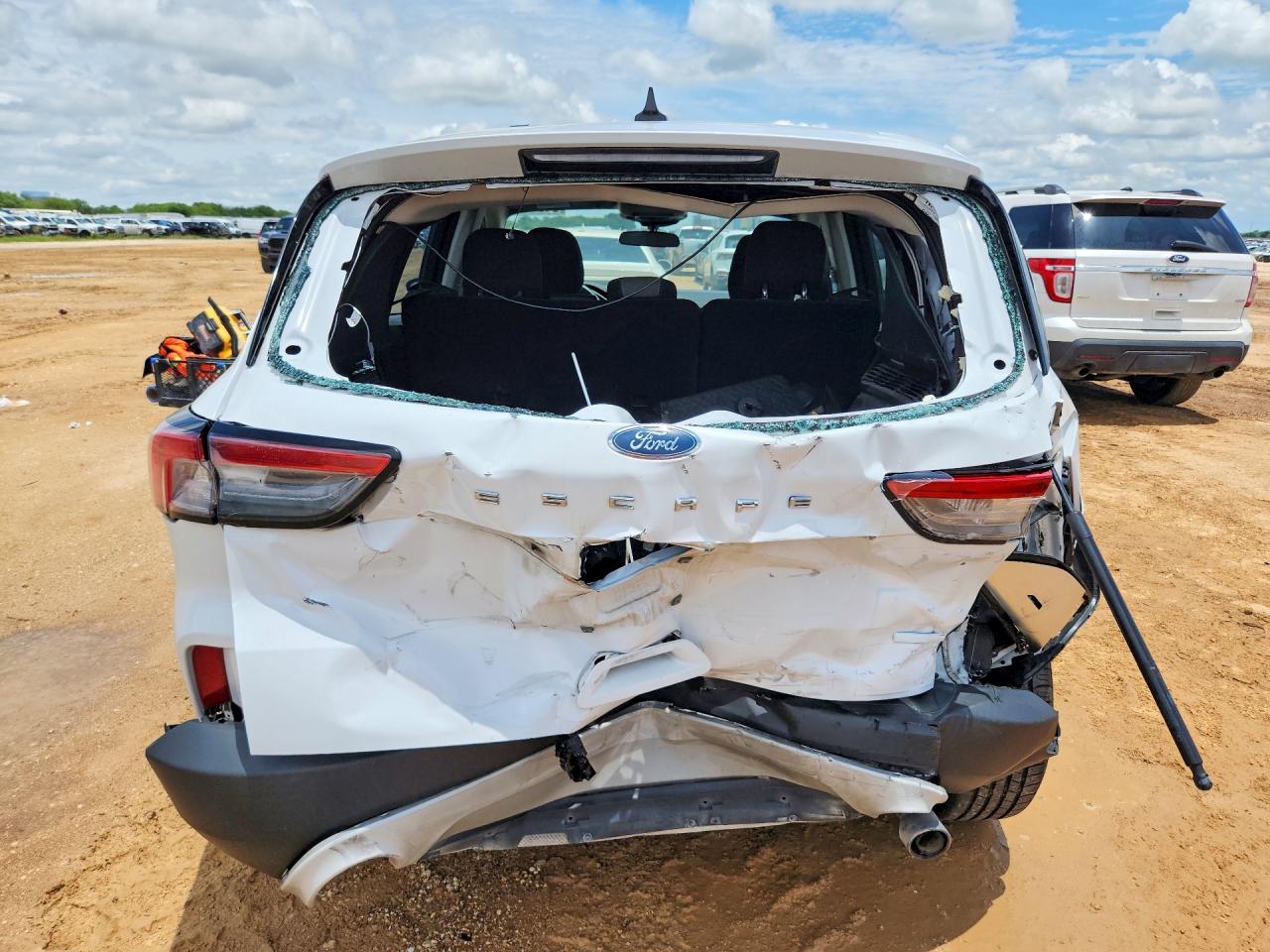 2020 Ford Escape S White vin: 1FMCU0F62LUA12060