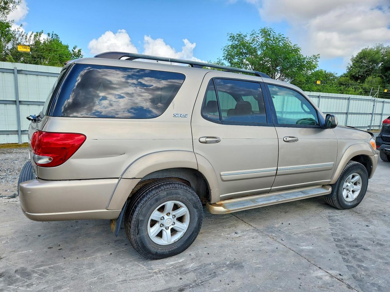 2007 Toyota Sequoia Sr5 Beige vin: 5TDBT44A47S290647