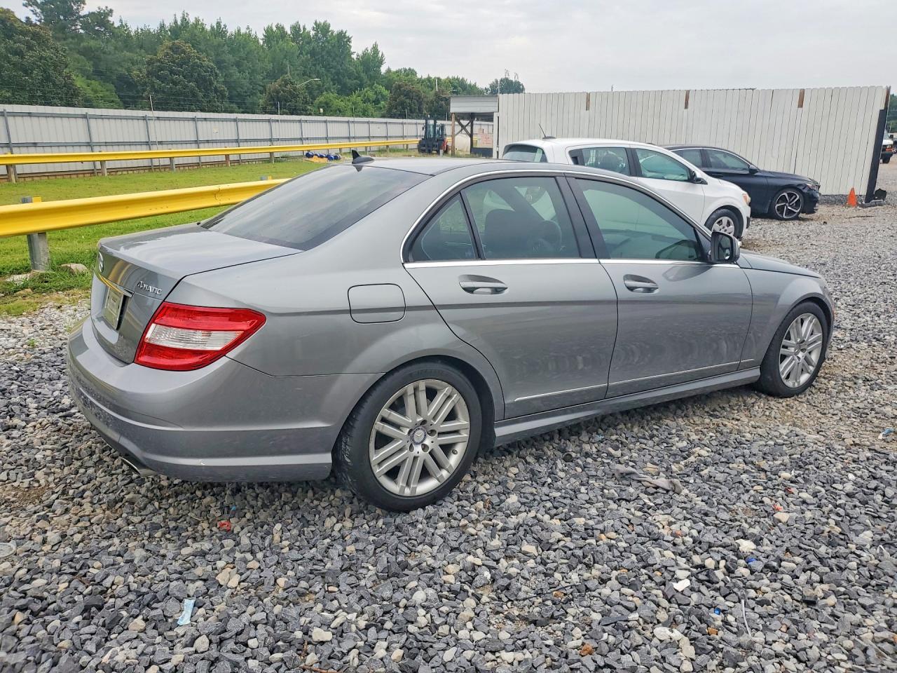 2009 Mercedes-benz C 300 4matic Silver vin: WDDGF81X89F218968
