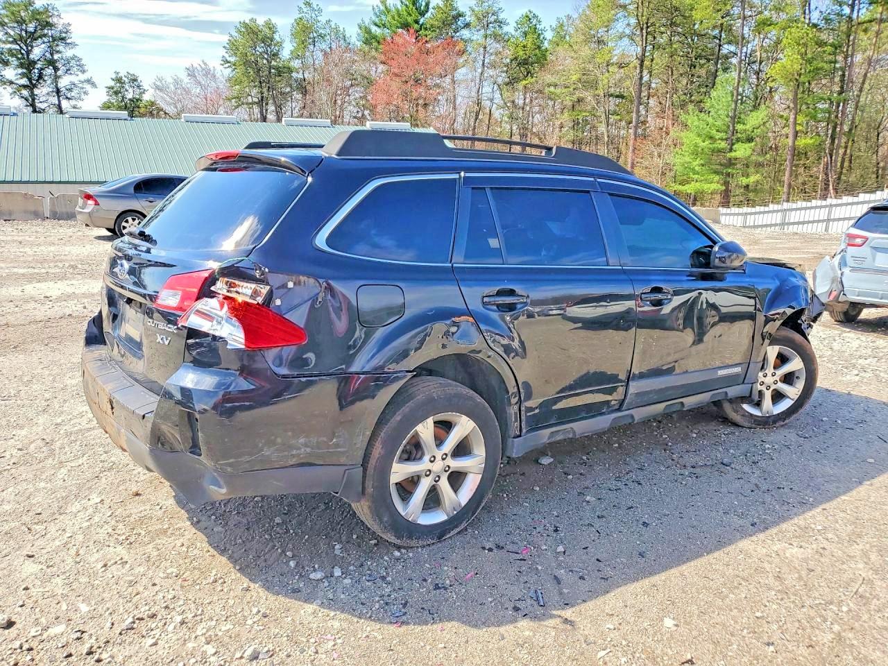 2011 Subaru Outback 2.5i Premium Black vin: 4S4BRBCC1B3415406