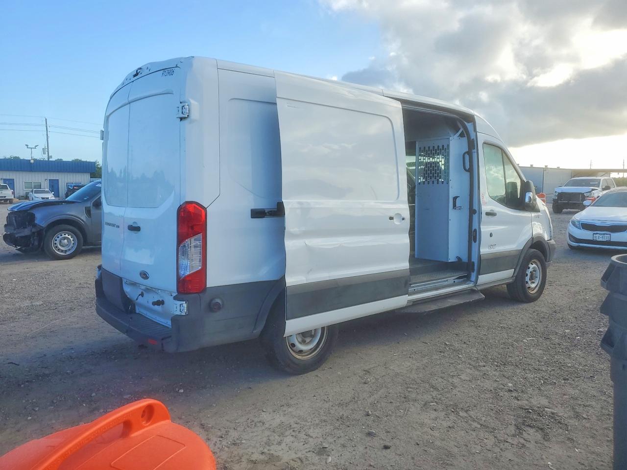 2019 Ford Transit T-150 White vin: 1FTYE2CM7KKB36342