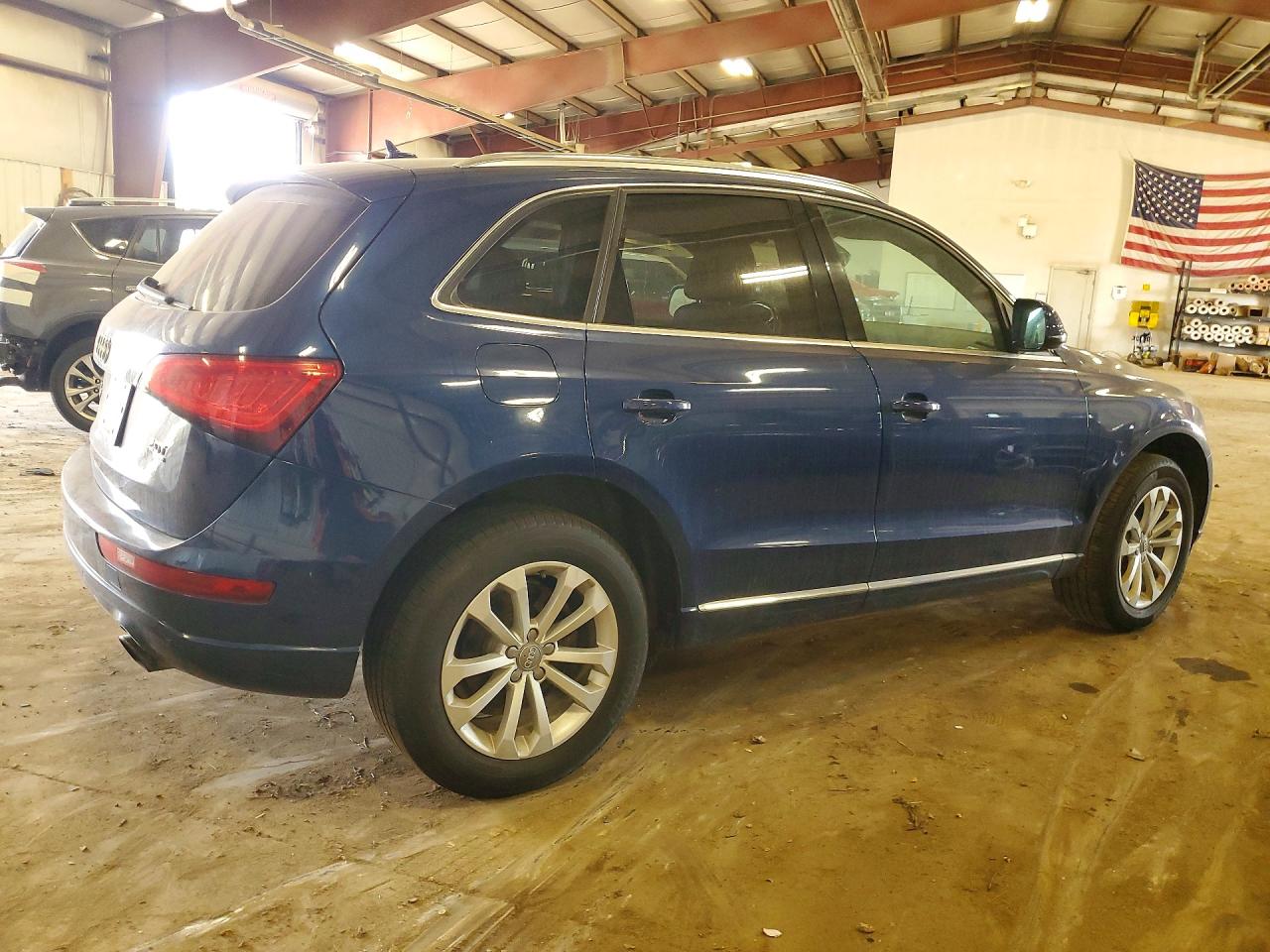 2014 Audi Q5 Premium Plus Blue vin: WA1LFAFP5EA036378