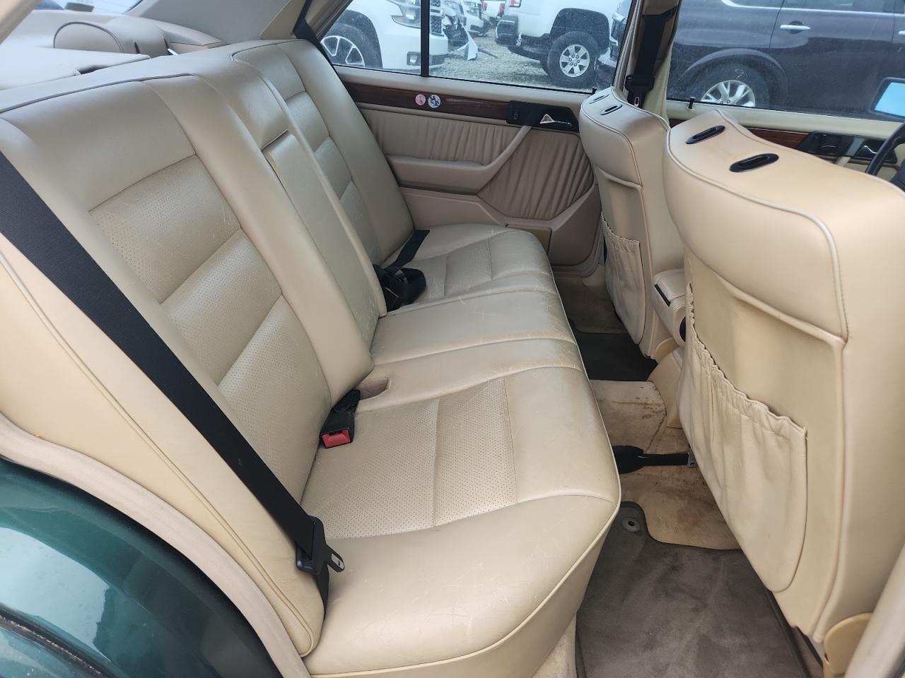 1994 Mercedes-benz E 320 Green vin: WDBEA32E4RC066669