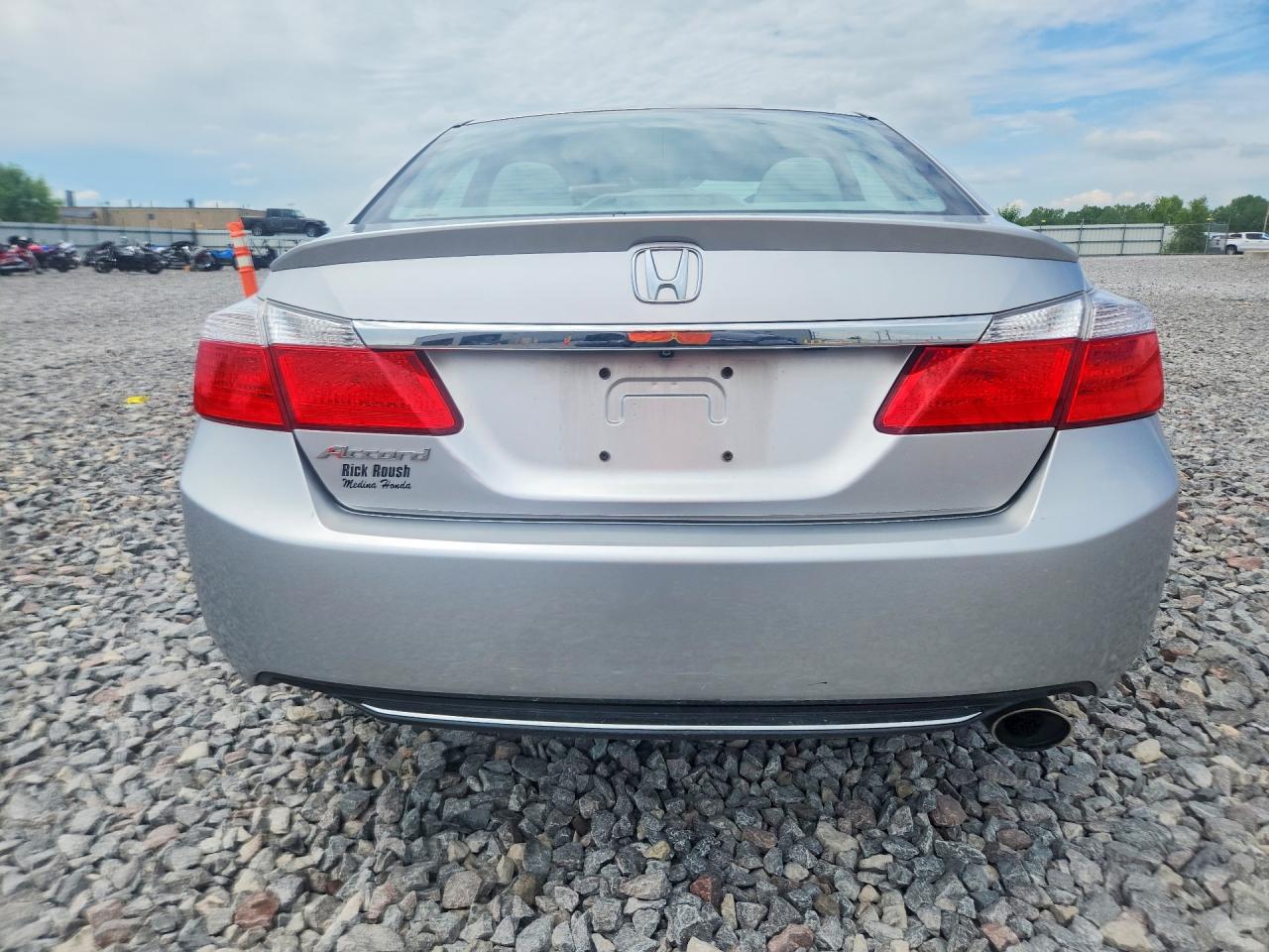 2014 Honda Accord Ex Silver vin: 1HGCR2F78EA185310