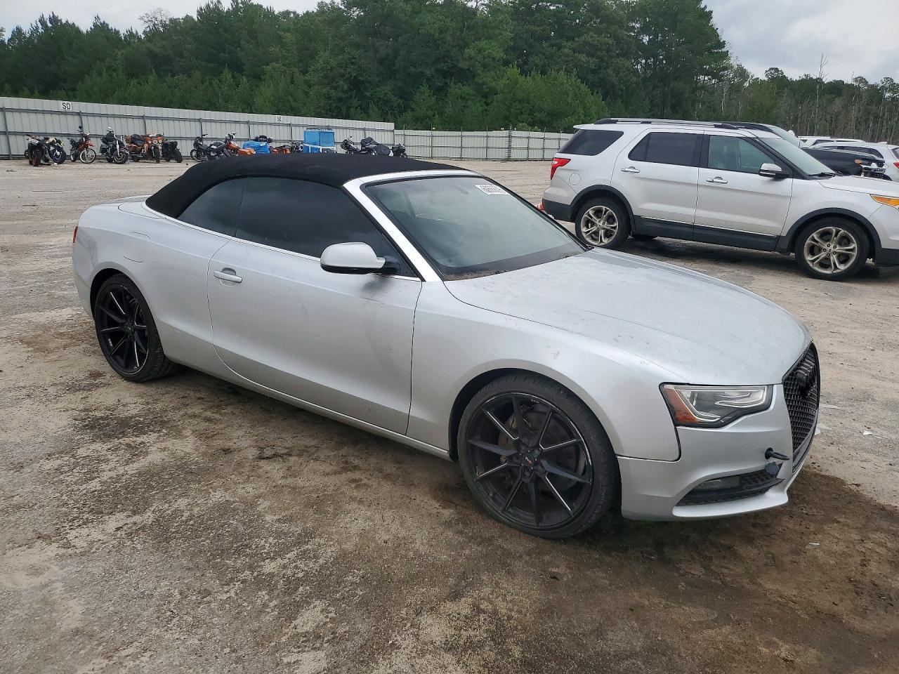 2013 Audi A5 Premium Plus Silver vin: WAULFAFH6DN009757