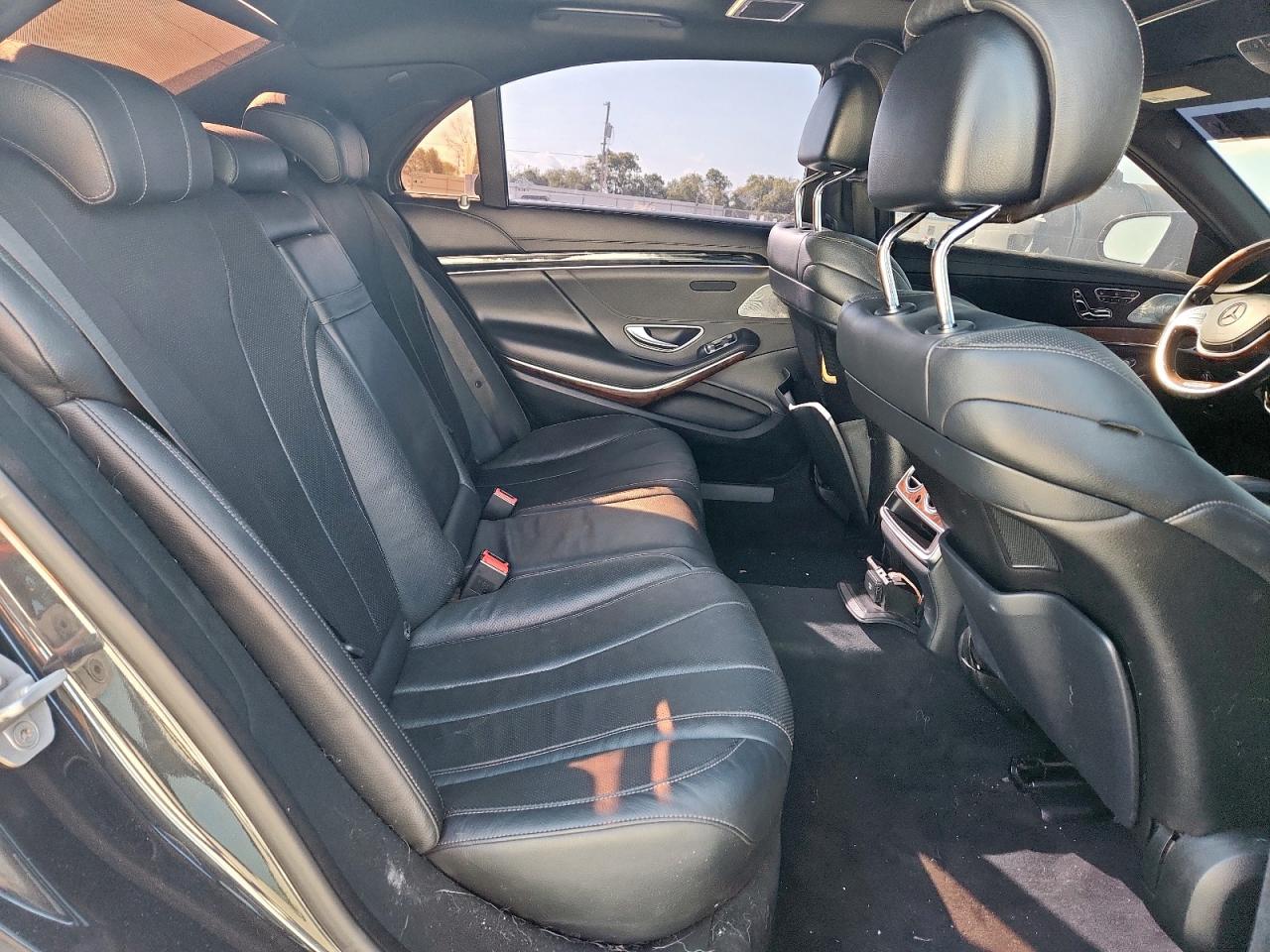 2014 Mercedes-benz S 550 4matic Черный vin: WDDUG8FBXEA049847
