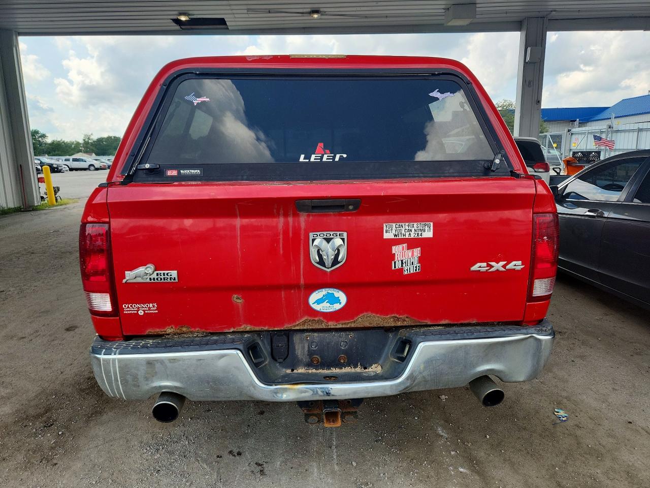 2010 Dodge Ram 1500 Red vin: 1D7RV1GTXAS224290
