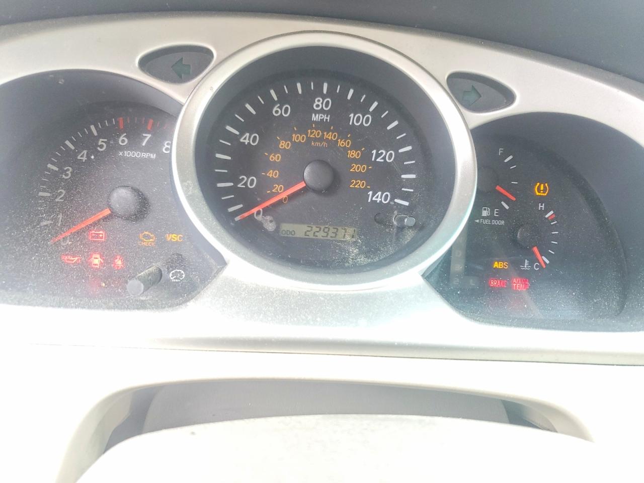 2005 Toyota Highlander Limited Green vin: JTEEP21A350111729