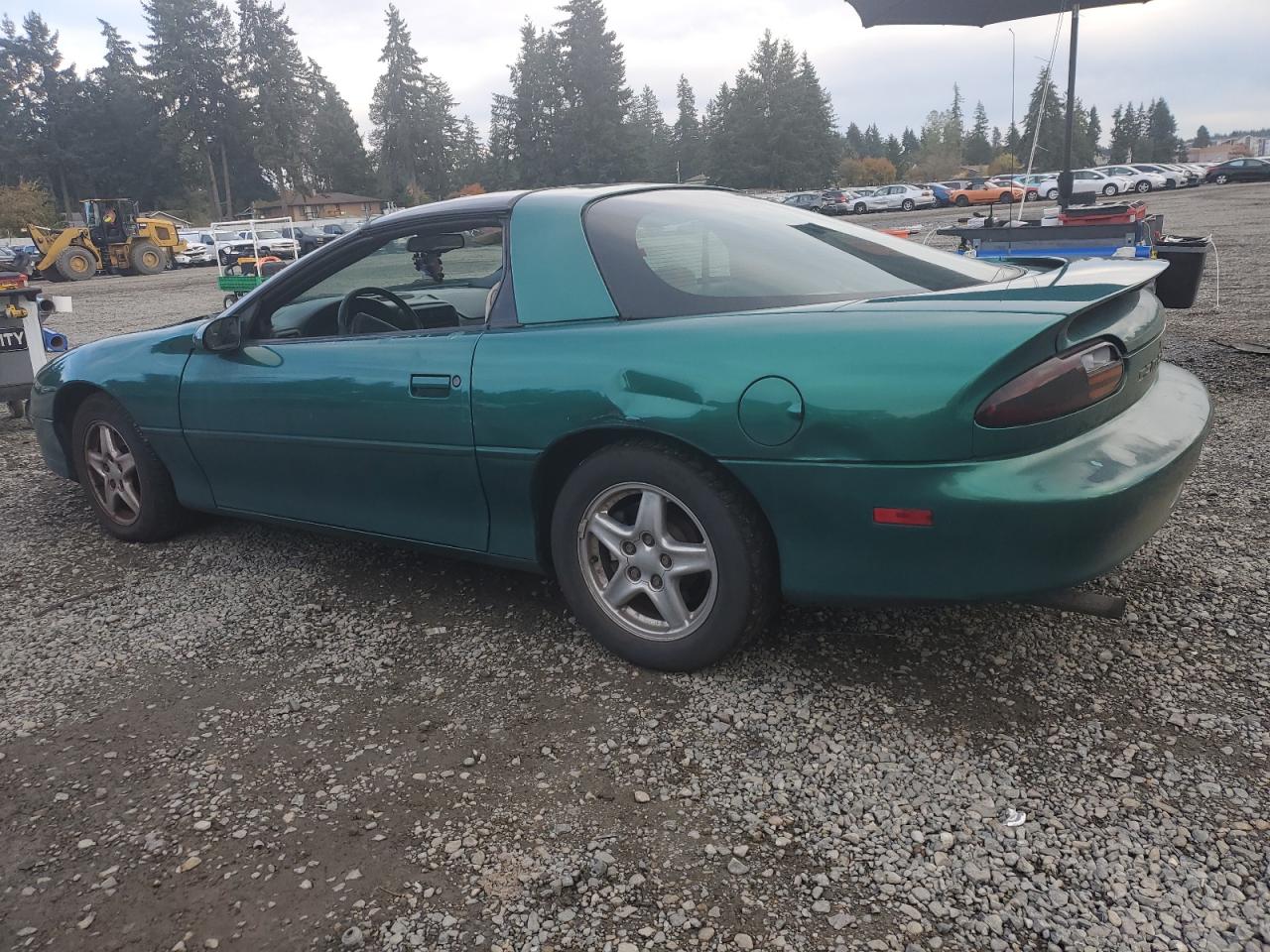 1998 Chevrolet Camaro Green vin: 2G1FP22KXW2130433