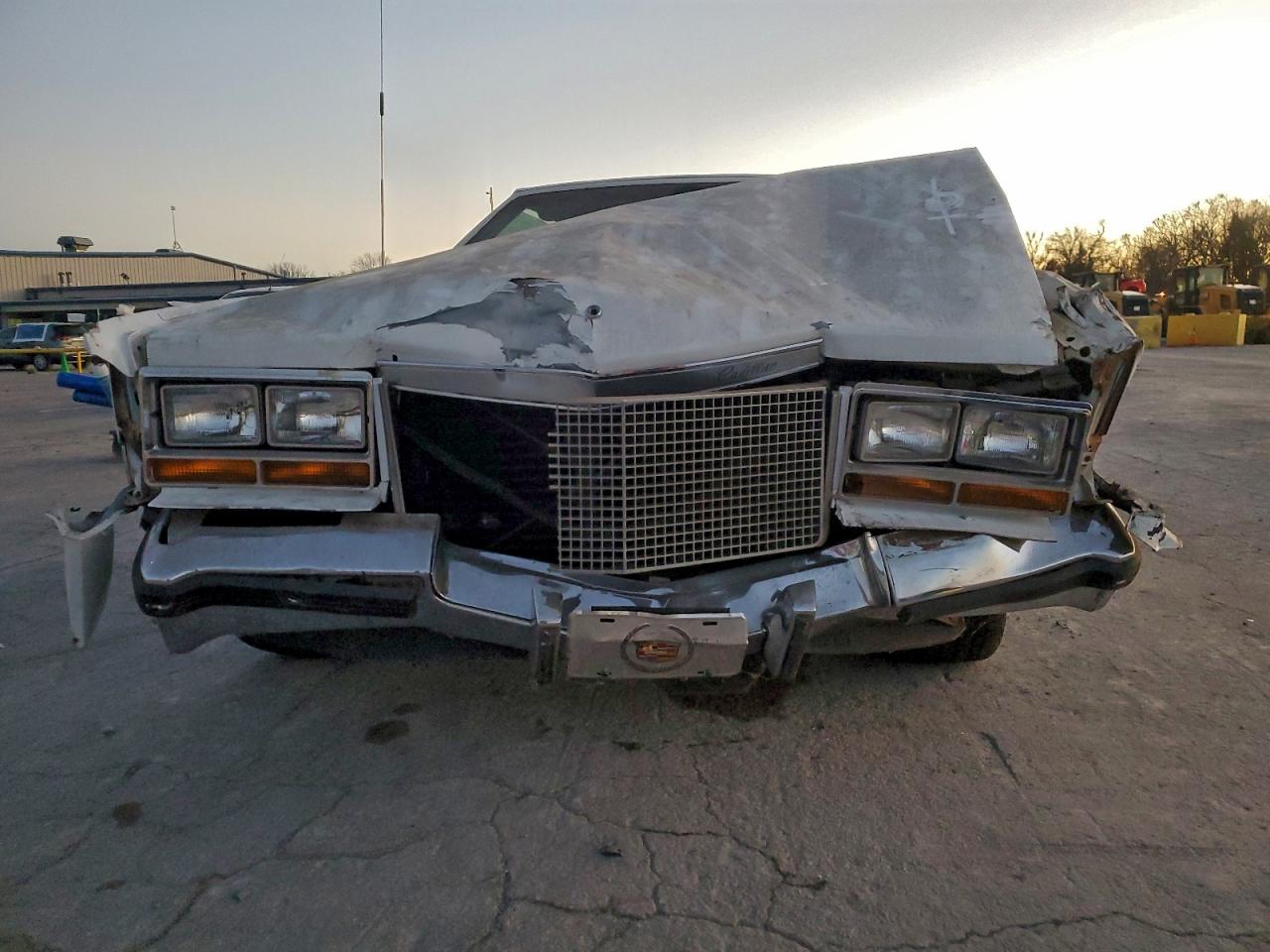 1981 Cadillac Eldorado White vin: 1G6AL5799BE647390