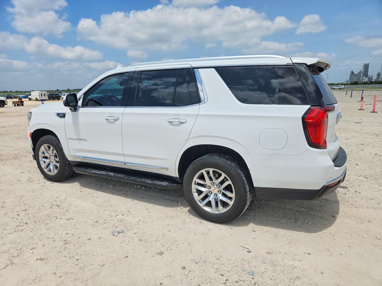 2022 Gmc Yukon Slt White vin: 1GKS1BKT6NR188927