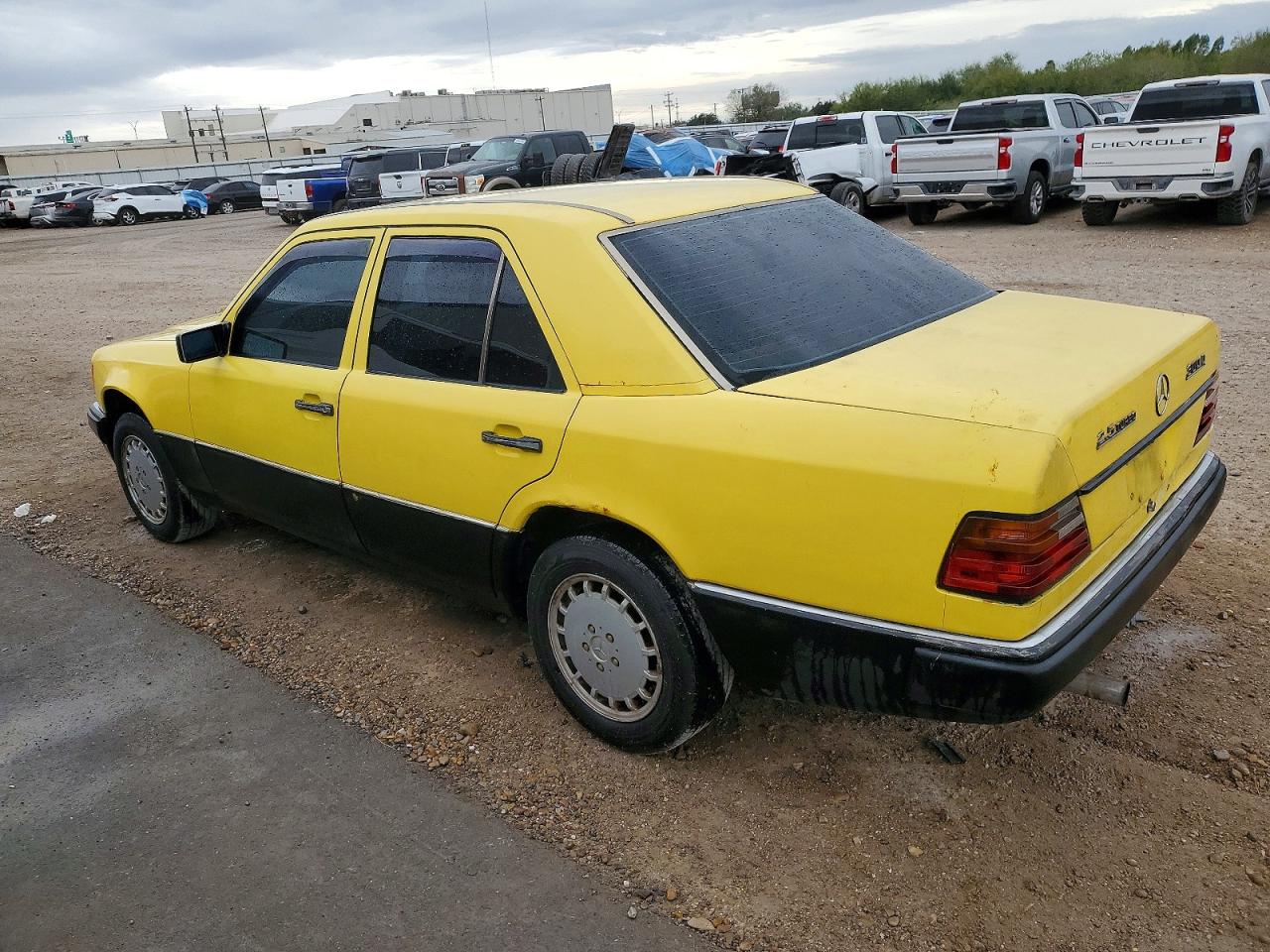 1993 Mercedes-benz 300 D Желтый vin: WDBEB28E4PB972550