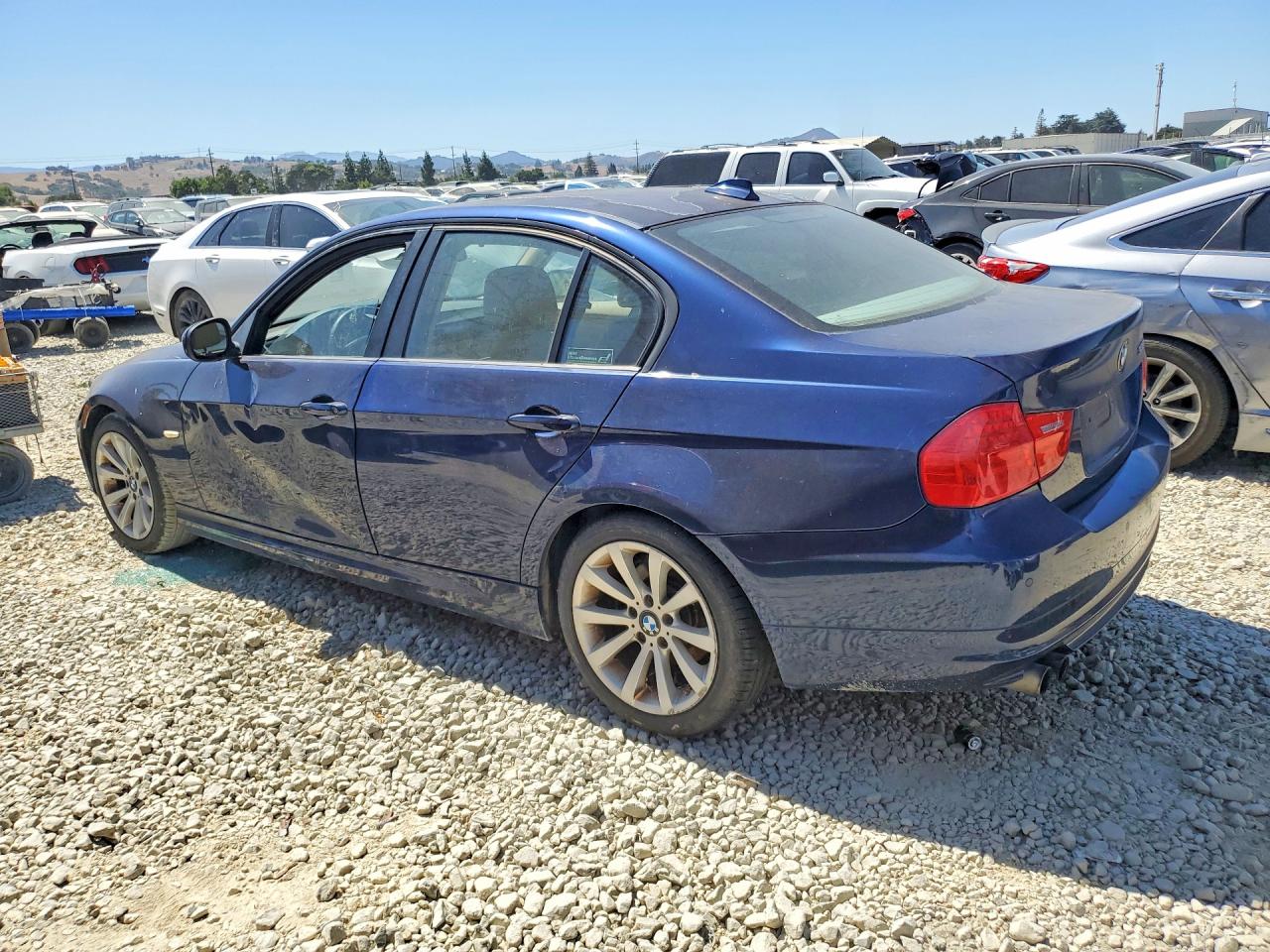 2011 Bmw 328 I Blue vin: WBAPH7C50BE679827